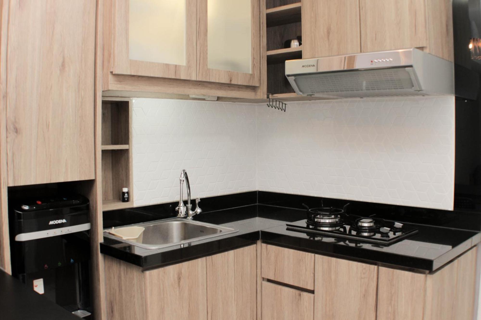 Modern 2br At Springlake Summarecon By Travelio