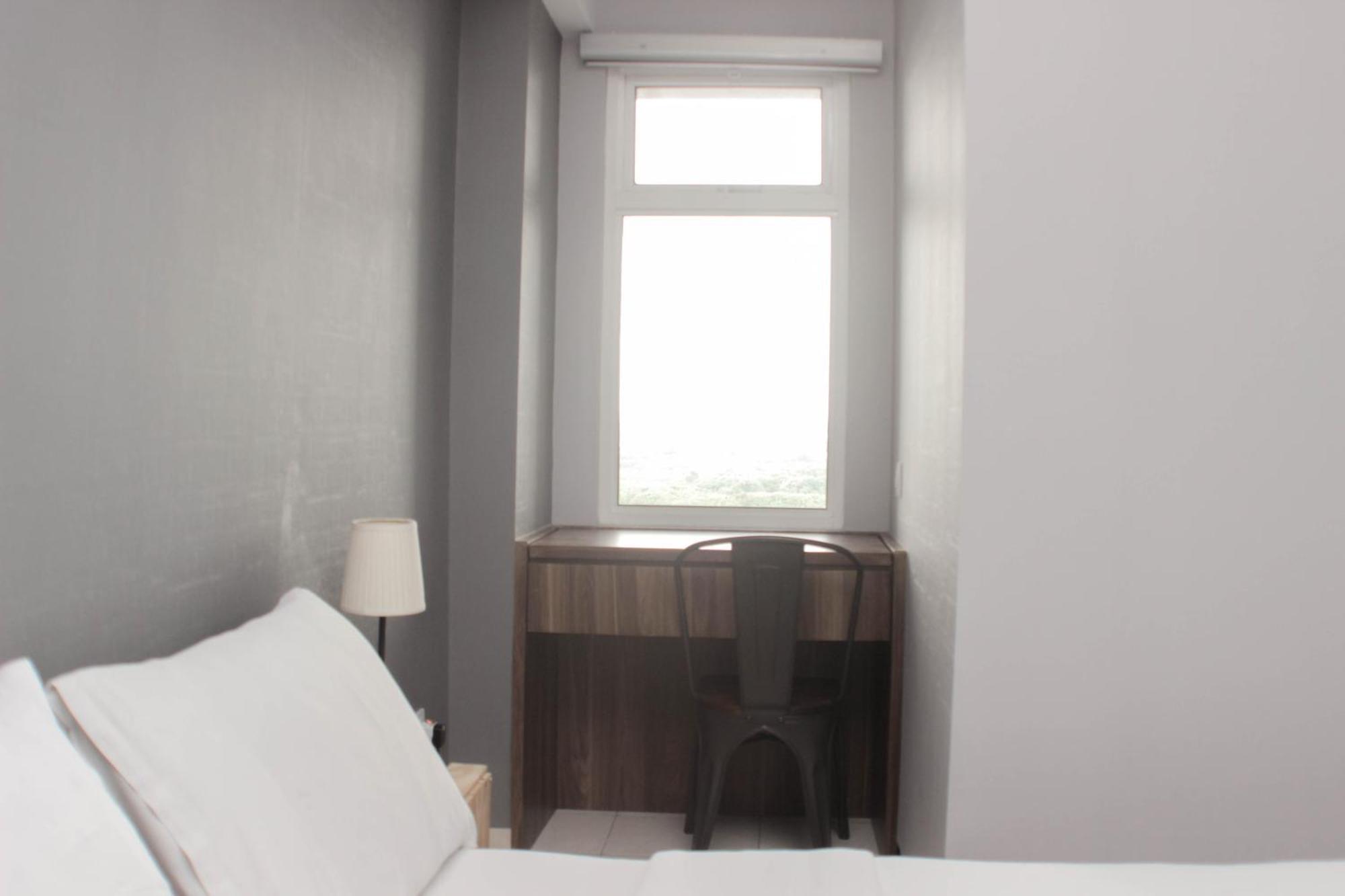 Modern 2br At Springlake Summarecon By Travelio Apartemen