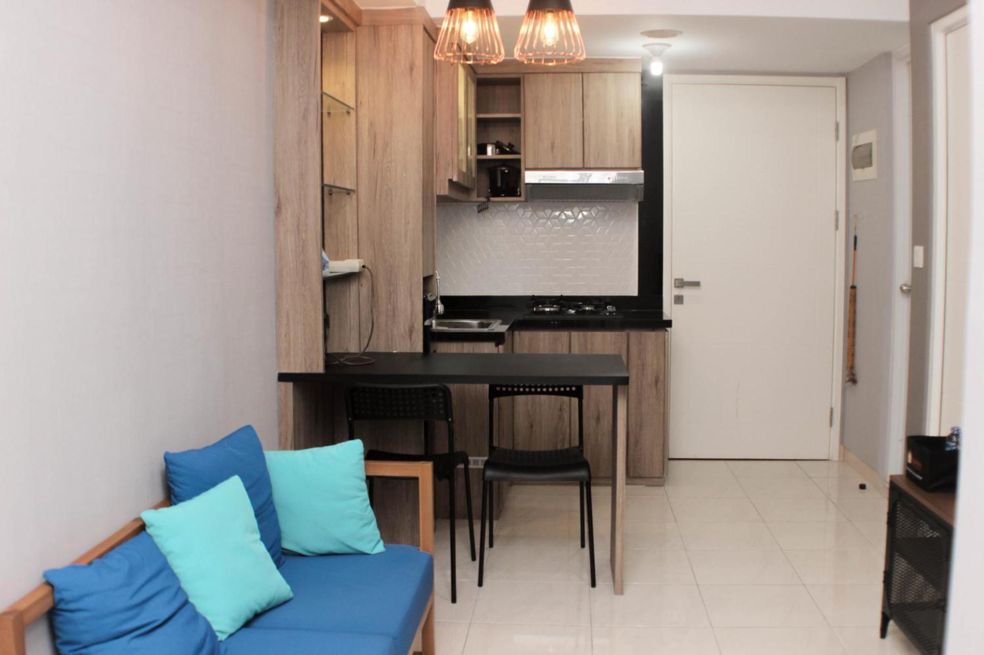 Modern 2br At Springlake Summarecon By Travelio Apartemen Bekasi