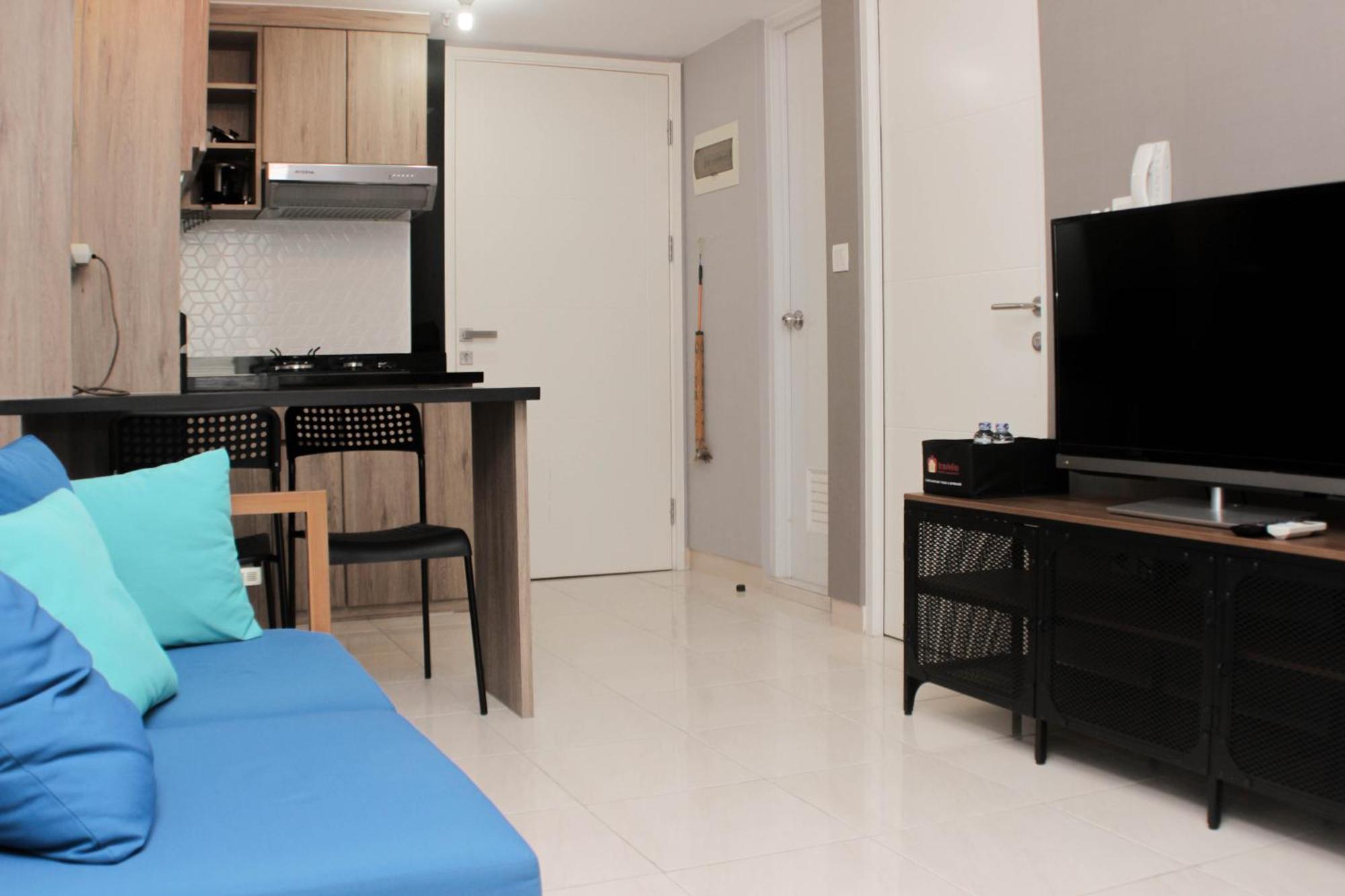 Apartemen Modern 2br At Springlake Summarecon By Travelio